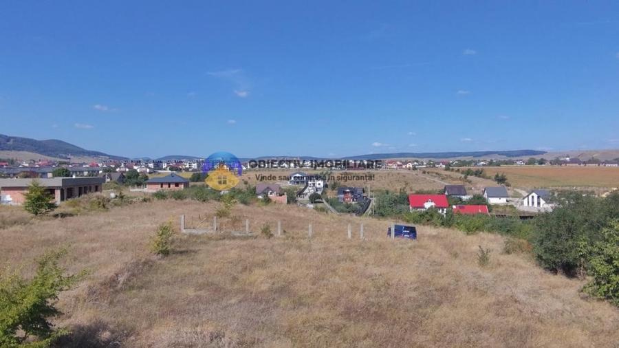 Teren intravilan 1100 mp - zona 1 Mai - 6