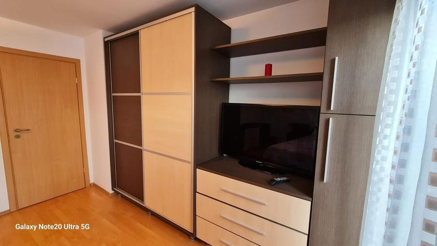 Inchiriez apartament in Floresti zona str Eroilor - 1