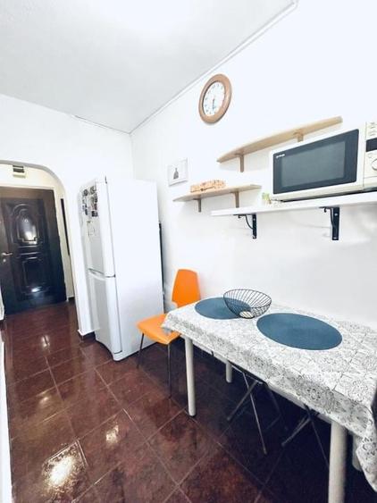 Garsoniera decomandata Gorjului-centrala proprie- bloc 1981 - 7