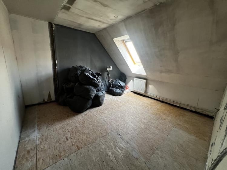 Triplex 80 mp utili, 40 mp curte, parcare, Zona Eroilor - 2