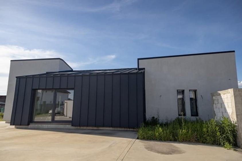 MOCIRA casa pe 1 nivel semifinisata 130mp utili cu teren 5.5ari! - 6