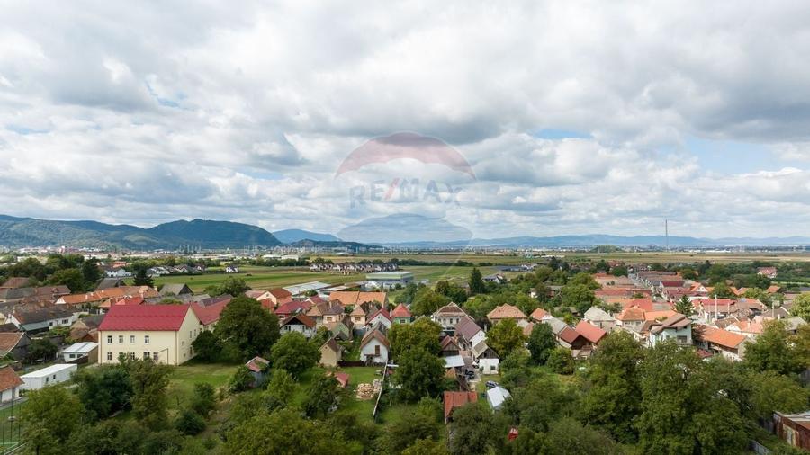 Casa spatioasa cu teren generos, in zona centrala a Sacelelor - 33