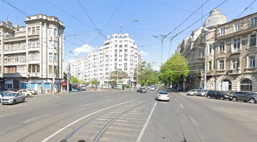 Spatiu comercial vad intens, intersectie bulevarde, vizibilitate maxima - 1