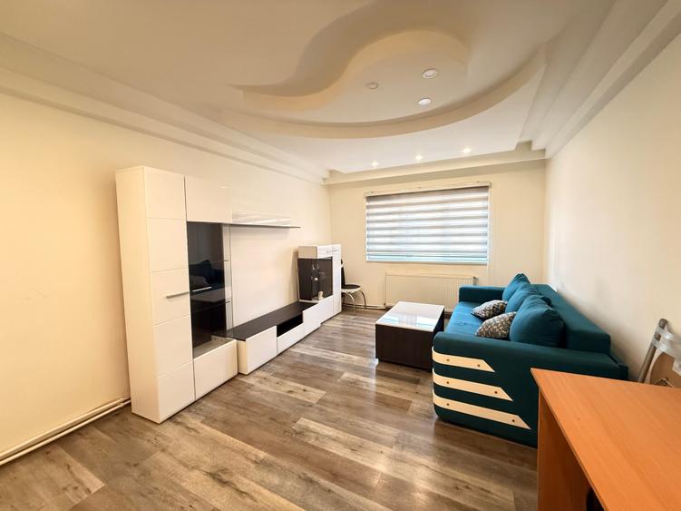 Ap. 2 camere , decomandat , centrala pe gaz - Aradului - 1