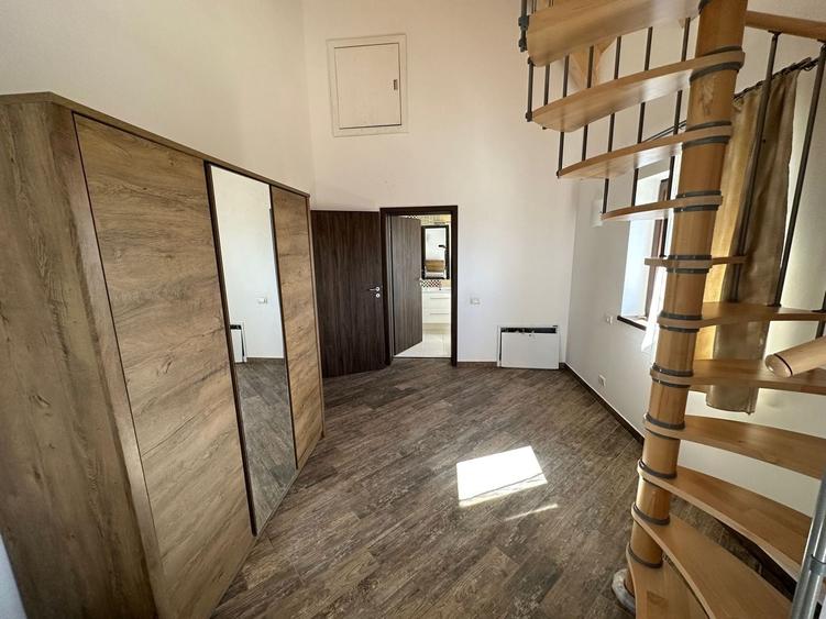 CASA SPATIOASA  CU GARAJ SI TEREN DE 600 MP - 21