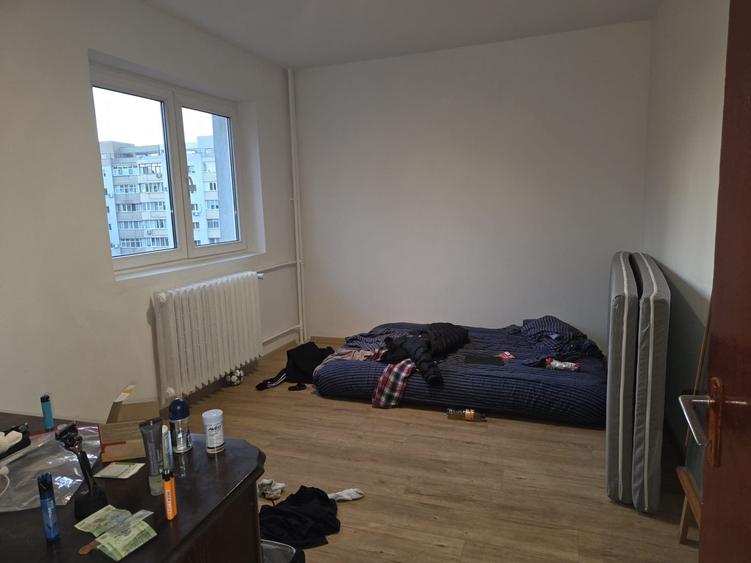 Bulevardul  Basarabia - 3 minute Metrou Costin Georgian - Apartament 2 camere - 8