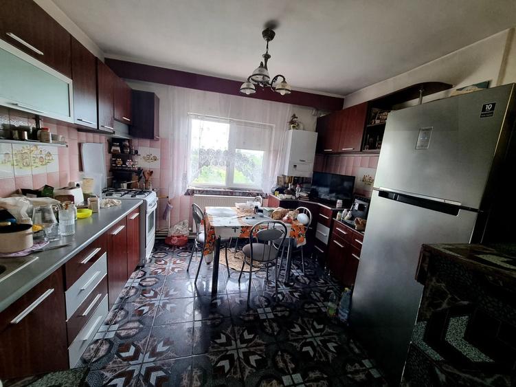 Tomis nord tav uri-  apartament 3 camere decomandat 80 mp - 6