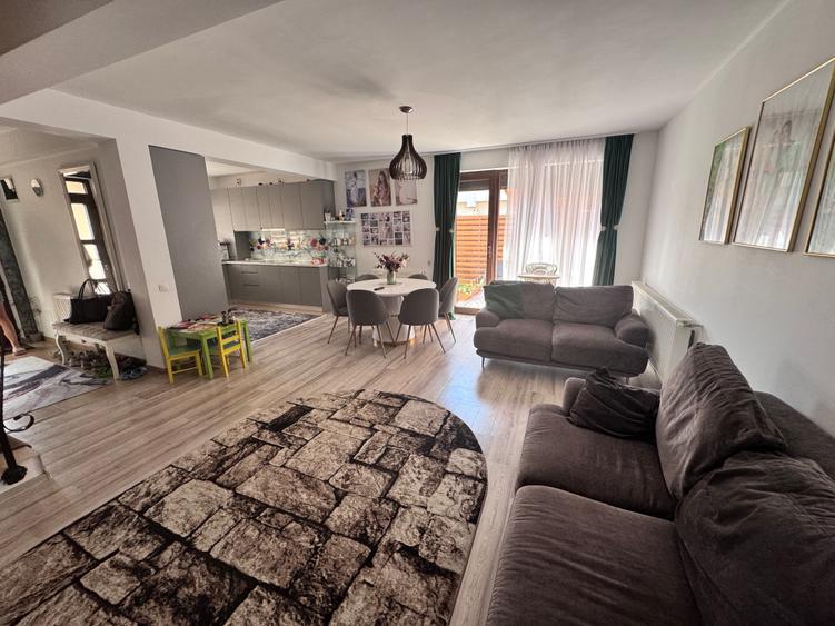 Casa P+1+M. 5 cam. Mobilata-Utilata complet. Teren 205mp - 25