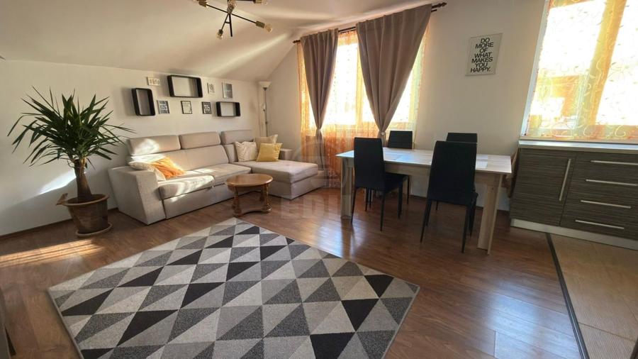 Apartament 3 camere semidecomandate zona Sub Cetate-Poligon - 1