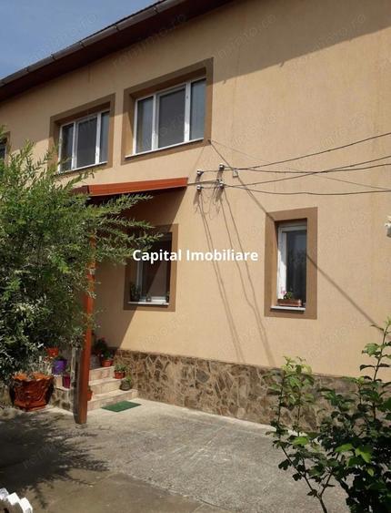Villa for sale, 2 Apartments, 220mp, Ineu - 3