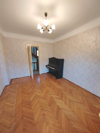 Zona Bd. Lacul Tei vila 7 camere disponibila pentru inchiriere. - 11