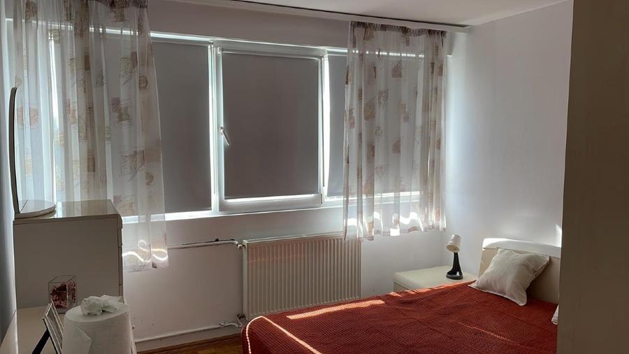 Proprietar Metrou Eroii Revolutie - 10m , 2 cam, mobilat , utilat , decomandat, - 8