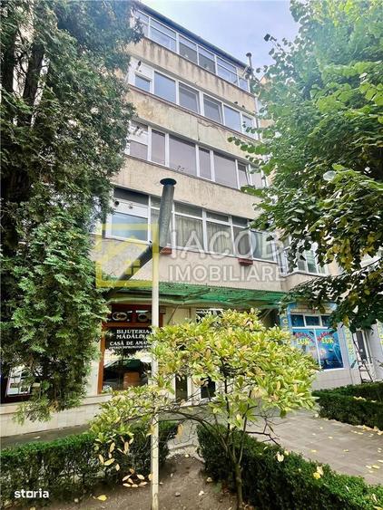 Apartament cu 3 camere de inchiriat, Comanesti, jud. Bacau - 1