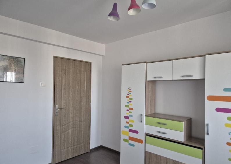 Apartament 3 CAMERE, zona linistita, PARTICULAR, Basarabia - 3