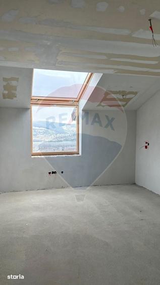 Casa noua, premium, cu panorama superba asupra ora?ului - 13