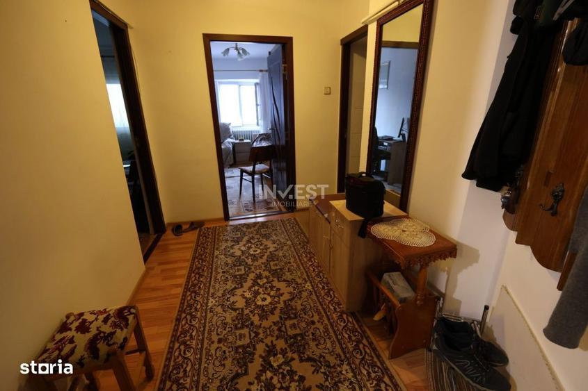 Apartament de vanzare, 4 camere, decomandat, zona Pacurari-Pizza Smile - 9