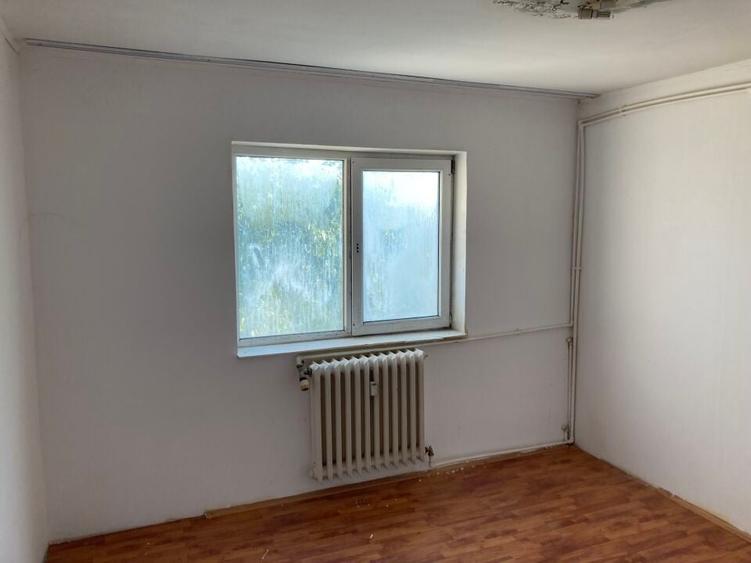 APARTAMENT 3 CAMERE - GIURGIU - 10