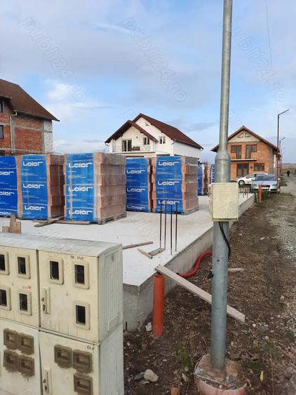 parcela de teren cu fundatie - 2