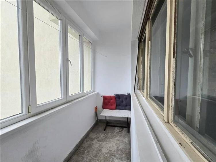 OCAZIE RARA! AP.4 CAM.DECOM.ET2/3 GARAJ SI BOXA SECTOR 1 PAJURA - 9