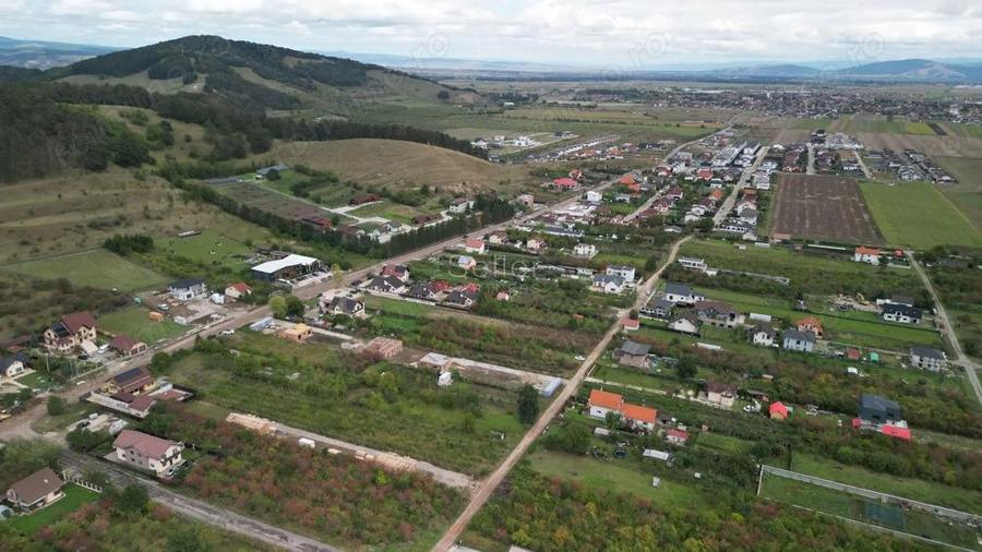 Teren intravilan - 14