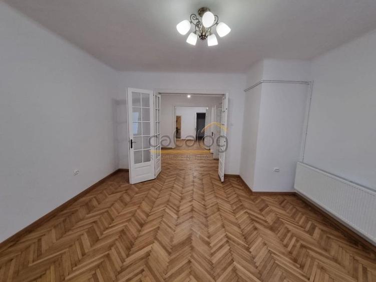 Apartament cu 4 camere de inchiriat in zona Unirii - Coposu - 16