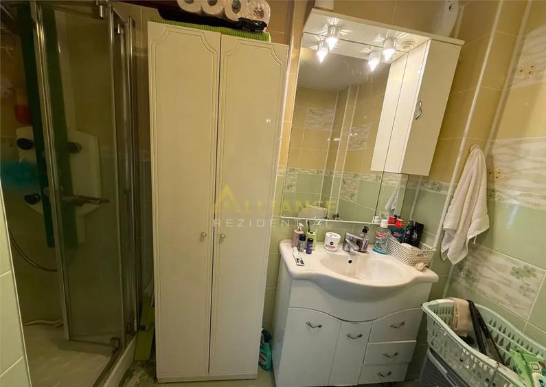 Apartament 2 camere etaj 1 zona Unirii centrala perfect pent - 1