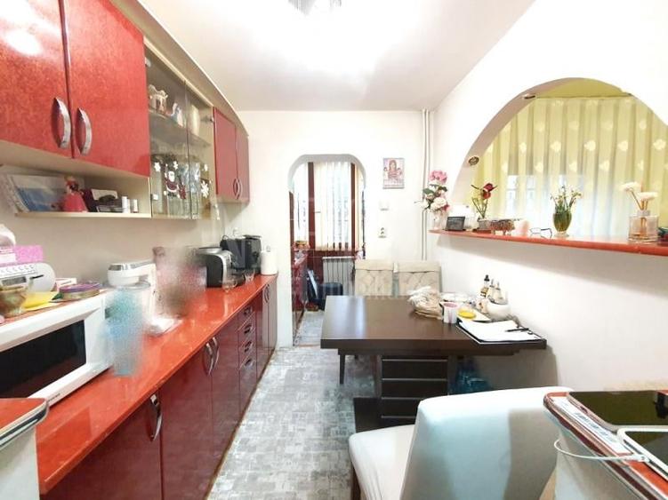 Apartament 4 camere de vanzare in Decebal-Dacia Oradea, Oradea - 6
