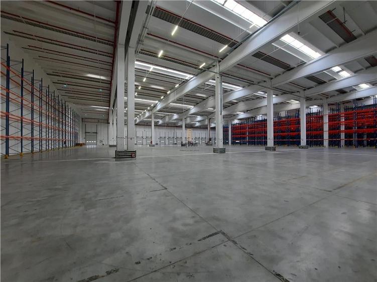 Spatiu Industrial - 3000 mp - Logistica - Productie - Depozitare - Distributie - 1