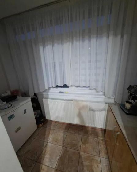 Apartament Cu 2 Camere Decomandate Zona Burdujeni - 3