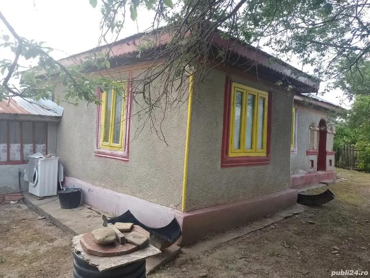 Vand casa in Amara judetul Buzau - 1