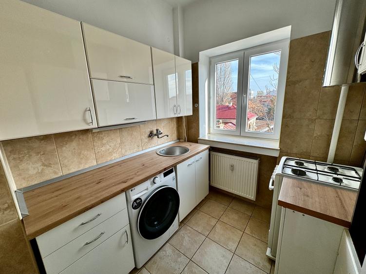 Inchiriere 3 camere Romana-Dorobanti-ASE-Bloc Zodiac,3/9,decomandat,900€(ANAF) - 9