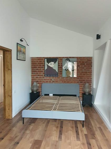 Apartament cu 3 camere decomandat, mobilat în Unirii