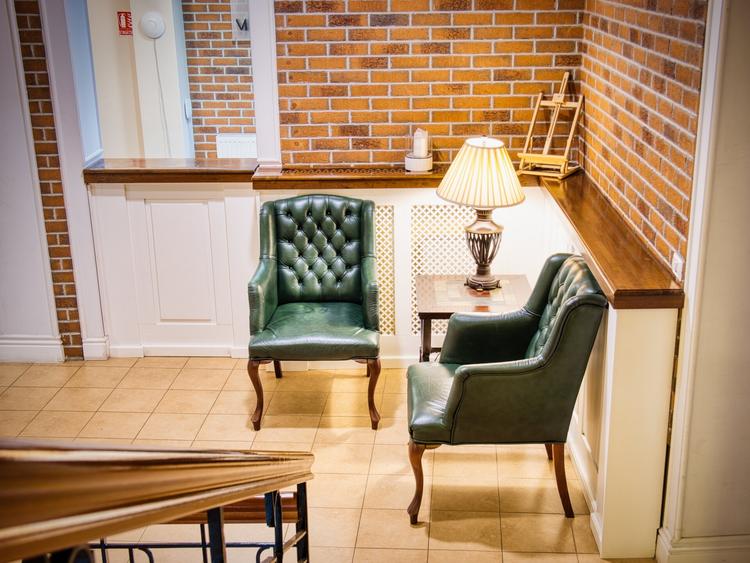 Cladire/Spatiu cu alta destinatie - 4 niveluri - pretabila diverse activitati - 36