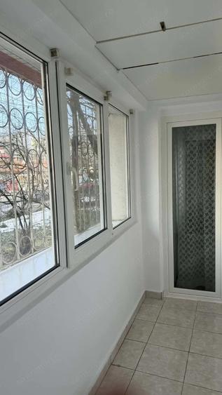 Inchiriez garsoniera recent renovata, cu contract ANAF, decomandata, situata in Drumul Sarii - 5