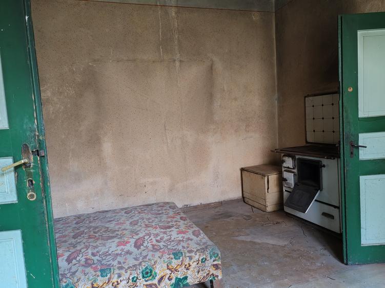 Casa 3 camere libera la vanzare TARLUNGENI - 5
