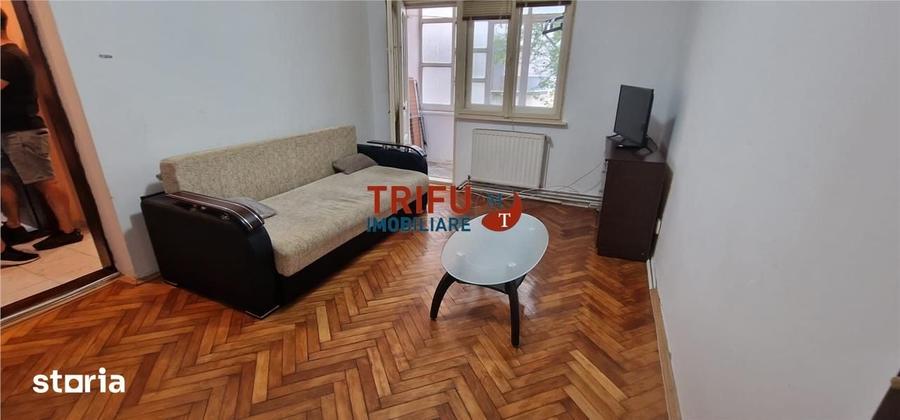 Apartament cu 2 camere semidecomandat în Cetate