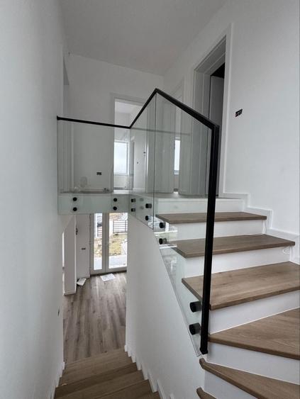 Casă cu 3 camere în Central