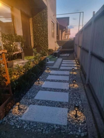 Casă cu 4 camere în Exterior Vest