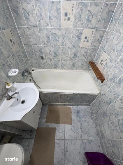 Apartament cu 3 camere decomandat în Grivița