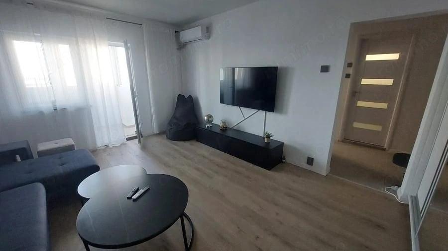 Garsonieră decomandată în Brâncoveanu