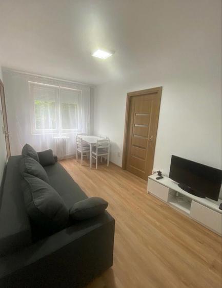 Apartament cu 2 camere în Centura