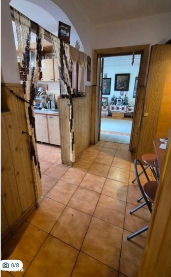 Apartament cu 4 camere semidecomandat în Crângași