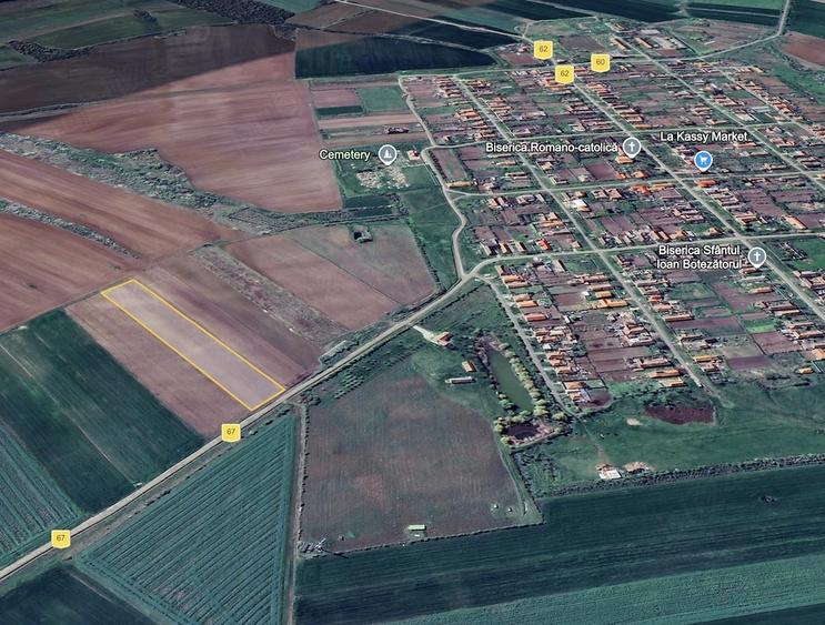 Teren de 13106 mp, în Bencecu de Sus