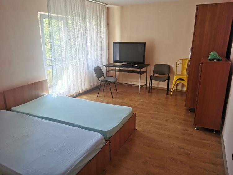 Apartament cu 2 camere decomandat în Zorilor