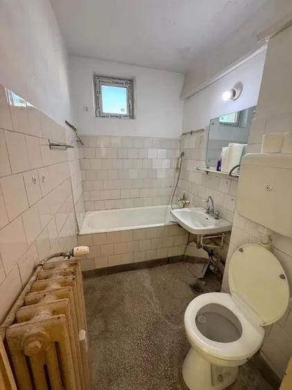 Apartament cu 3 camere circular în Drumul Taberei