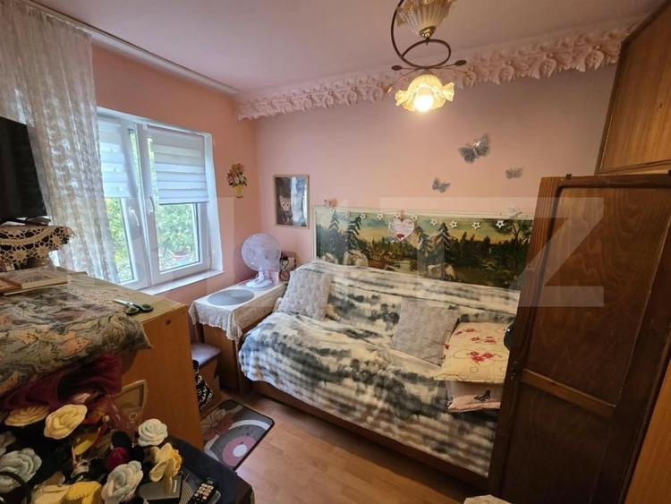 Apartament cu 2 camere semidecomandat, mobilat în Central