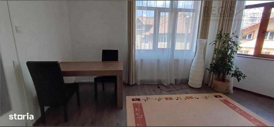 Apartament cu 2 camere, mobilat în Centrul Civic