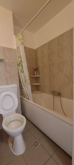 Universitate - Garsoniera decomandata in inima orasului, metrou la scara - 10