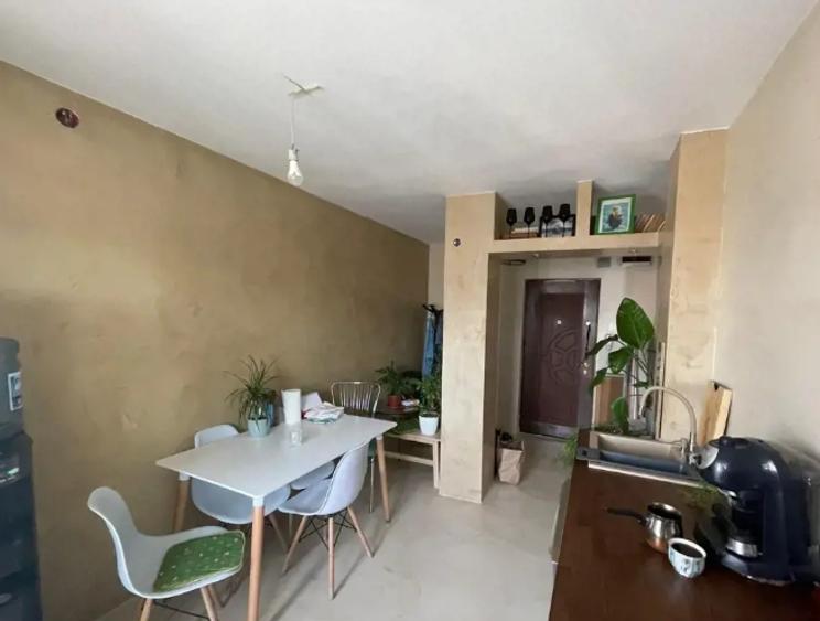 P-ta Iancului metrou, bl.1980, mobilat,utilat,geam la baie,balcon,AC,renovat. - 2