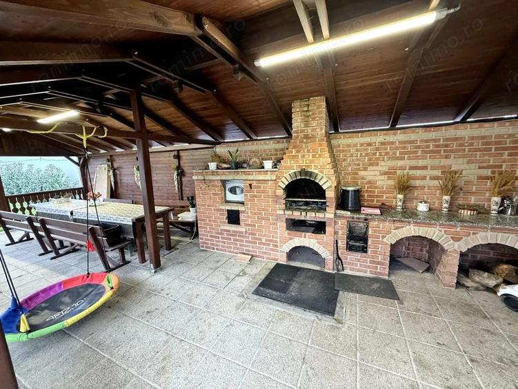Casa 330 mp cu teren 2300 mp in Santandrei, langa Oradea - 6